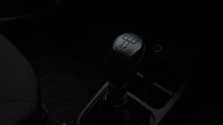 Used 2022 Renault Kwid RXL Petrol Manual interior GEAR  KNOB VIEW