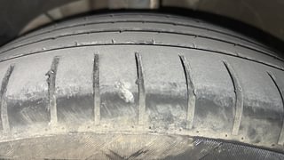 Used 2020 Maruti Suzuki Swift [2017-2021] ZXi Plus AMT Petrol Automatic tyres LEFT FRONT TYRE TREAD VIEW