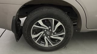 Used 2022 Toyota Innova Crysta 2.4  VX 8 STR Diesel Manual tyres RIGHT REAR TYRE RIM VIEW