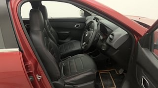 Used 2019 Renault Kwid [2015-2019] 1.0 RXT AMT Petrol Automatic interior RIGHT SIDE FRONT DOOR CABIN VIEW