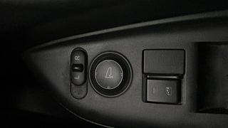 Used 2016 Honda Jazz S AT Petrol Automatic top_features Adjustable ORVM
