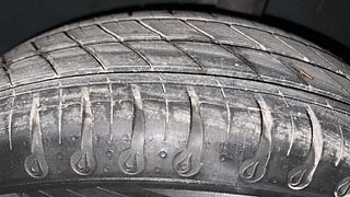 Used 2022 Renault Kwid RXL Petrol Manual tyres LEFT REAR TYRE TREAD VIEW