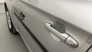 Used 2013 Hyundai i20 Magna 1.2 Petrol Manual dents MINOR SCRATCH