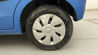 Used 2014 Maruti Suzuki Celerio VXi AMT Petrol Automatic tyres LEFT REAR TYRE RIM VIEW