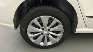 Used 2016 Volkswagen Ameo [2016-2020] Comfortline 1.2L (P) Petrol Manual tyres RIGHT REAR TYRE RIM VIEW