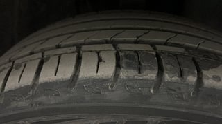 Used 2022 Volkswagen Taigun Topline 1.0 TSI MT Petrol Manual tyres RIGHT FRONT TYRE TREAD VIEW