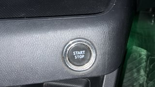 Used 2022 Nissan Magnite XV Premium Turbo CVT Petrol Automatic top_features Keyless start