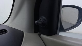 Used 2014 Maruti Suzuki Celerio VXI AMT Petrol Automatic top_features Adjustable ORVM