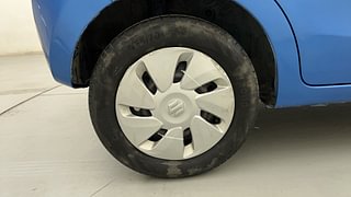 Used 2014 Maruti Suzuki Celerio VXi AMT Petrol Automatic tyres RIGHT REAR TYRE RIM VIEW