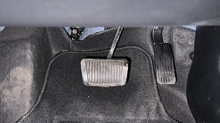 Used 2021 Hyundai Alcazar Platinum (O) 6 STR 2.0 Petrol AT Petrol Automatic interior PEDALS VIEW