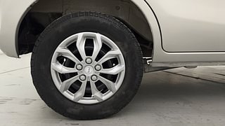 Used 2014 Maruti Suzuki Alto 800 Lxi Petrol Manual tyres RIGHT REAR TYRE RIM VIEW