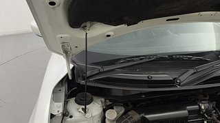 Used 2018 Maruti Suzuki Swift [2017-2021] VXi Petrol Manual engine ENGINE RIGHT SIDE HINGE & APRON VIEW