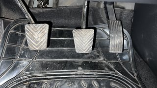 Used 2020 Hyundai Elite i20 Sportz Plus 1.2 Petrol Manual interior PEDALS VIEW