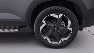Used 2021 Hyundai Alcazar Platinum (O) 6 STR 2.0 Petrol AT Petrol Automatic tyres LEFT REAR TYRE RIM VIEW