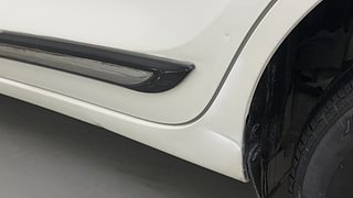 Used 2018 Maruti Suzuki Swift [2017-2021] VXi Petrol Manual dents MINOR DENT