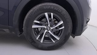 Used 2022 Mahindra XUV700 AX 5 Petrol AT 5 STR Petrol Automatic tyres RIGHT FRONT TYRE RIM VIEW