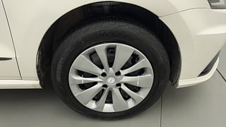 Used 2016 Volkswagen Ameo [2016-2020] Comfortline 1.2L (P) Petrol Manual tyres RIGHT FRONT TYRE RIM VIEW