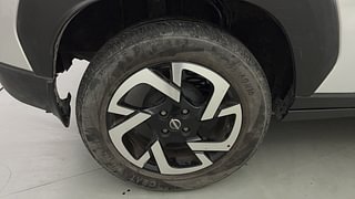 Used 2022 Nissan Magnite XV Premium Turbo CVT Petrol Automatic tyres RIGHT REAR TYRE RIM VIEW