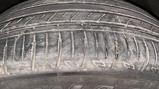 Used 2022 Mahindra XUV700 AX 5 Petrol AT 5 STR Petrol Automatic tyres RIGHT FRONT TYRE TREAD VIEW