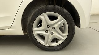 Used 2017 Hyundai Elite i20 Asta 1.2 Petrol Manual tyres LEFT REAR TYRE RIM VIEW