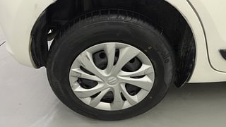 Used 2018 Maruti Suzuki Swift [2017-2021] VXi Petrol Manual tyres RIGHT REAR TYRE RIM VIEW