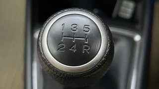 Used 2021 Honda Amaze VX MT 1.2 Petrol Petrol Manual interior GEAR  KNOB VIEW