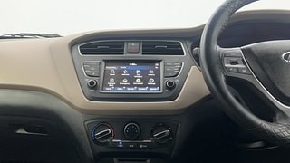Used 2020 Hyundai Elite i20 Sportz Plus 1.2 Petrol Manual interior MUSIC SYSTEM & AC CONTROL VIEW