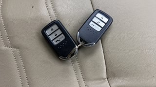 Used 2021 Honda Amaze VX MT 1.2 Petrol Petrol Manual extra CAR KEY VIEW