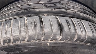 Used 2024 Hyundai New i20 Asta (O) 1.2 IVT Petrol Automatic tyres RIGHT FRONT TYRE TREAD VIEW