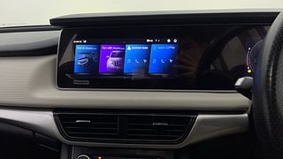 Used 2022 Mahindra XUV700 AX 5 Petrol AT 5 STR Petrol Automatic top_features Touch screen infotainment system