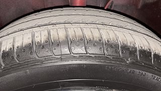 Used 2019 Tata Tiago Revotron XZ Plus Petrol Manual tyres RIGHT FRONT TYRE TREAD VIEW