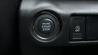 Used 2021 Maruti Suzuki S-Cross Zeta Petrol Manual top_features Keyless start