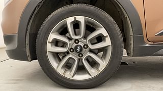 Used 2016 Hyundai i20 Active [2015-2020] 1.2 SX Petrol Manual tyres LEFT FRONT TYRE RIM VIEW