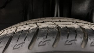 Used 2022 Tata Altroz XZ 1.2 Petrol Manual tyres LEFT REAR TYRE TREAD VIEW