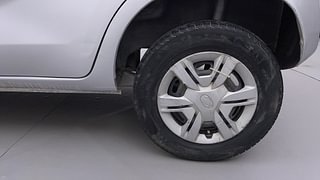 Used 2016 Datsun Redi-GO [2015-2019] T (O) Petrol Manual tyres LEFT REAR TYRE RIM VIEW