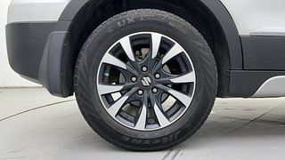 Used 2021 Maruti Suzuki S-Cross Zeta Petrol Manual tyres RIGHT REAR TYRE RIM VIEW