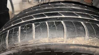 Used 2022 Hyundai Alcazar Signature (O) 6 STR 1.5 Diesel AT Diesel Automatic tyres LEFT REAR TYRE TREAD VIEW