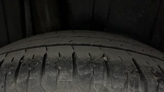 Used 2021 Maruti Suzuki XL6 Alpha MT Petrol Petrol Manual tyres RIGHT REAR TYRE TREAD VIEW