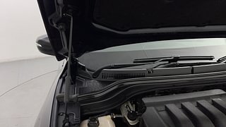 Used 2022 Mahindra XUV700 AX 5 Petrol AT 5 STR Petrol Automatic engine ENGINE RIGHT SIDE HINGE & APRON VIEW