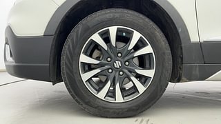 Used 2021 Maruti Suzuki S-Cross Zeta Petrol Manual tyres LEFT FRONT TYRE RIM VIEW