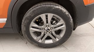 Used 2020 Kia Seltos [2019-2021] HTX Plus AT D Diesel Automatic tyres LEFT REAR TYRE RIM VIEW
