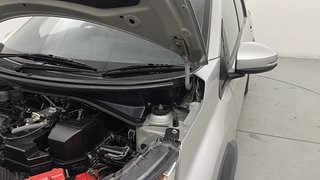 Used 2018 Honda BR-V V CVT Petrol Petrol Automatic engine ENGINE LEFT SIDE HINGE & APRON VIEW