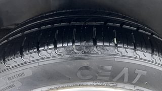 Used 2015 Honda City V Petrol Manual tyres RIGHT REAR TYRE TREAD VIEW