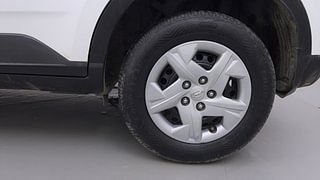 Used 2022 Hyundai Venue SX 1.2 Petrol Petrol Manual tyres LEFT REAR TYRE RIM VIEW