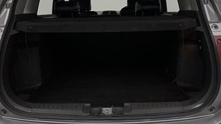 Used 2017 Maruti Suzuki Vitara Brezza [2016-2020] ZDi Plus Diesel Manual interior DICKY INSIDE VIEW