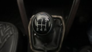 Used 2023 Maruti Suzuki Grand Vitara Zeta Smart Hybrid Petrol Manual interior GEAR  KNOB VIEW
