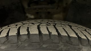 Used 2021 Mahindra XUV500 W7 Diesel Manual tyres RIGHT FRONT TYRE TREAD VIEW