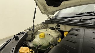 Used 2021 Mahindra XUV500 W7 Diesel Manual engine ENGINE RIGHT SIDE HINGE & APRON VIEW