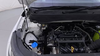 Used 2022 Hyundai Venue SX 1.2 Petrol Petrol Manual engine ENGINE RIGHT SIDE HINGE & APRON VIEW