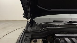 Used 2022 Mahindra XUV700 AX 5 Petrol AT 5 STR Petrol Automatic engine ENGINE RIGHT SIDE HINGE & APRON VIEW